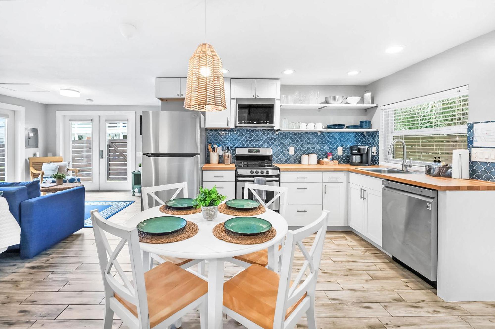 Coral Cottage, Stylish Studio Suite On Canal, Walkable To Beach, Private Parking St. Augustine Extérieur photo