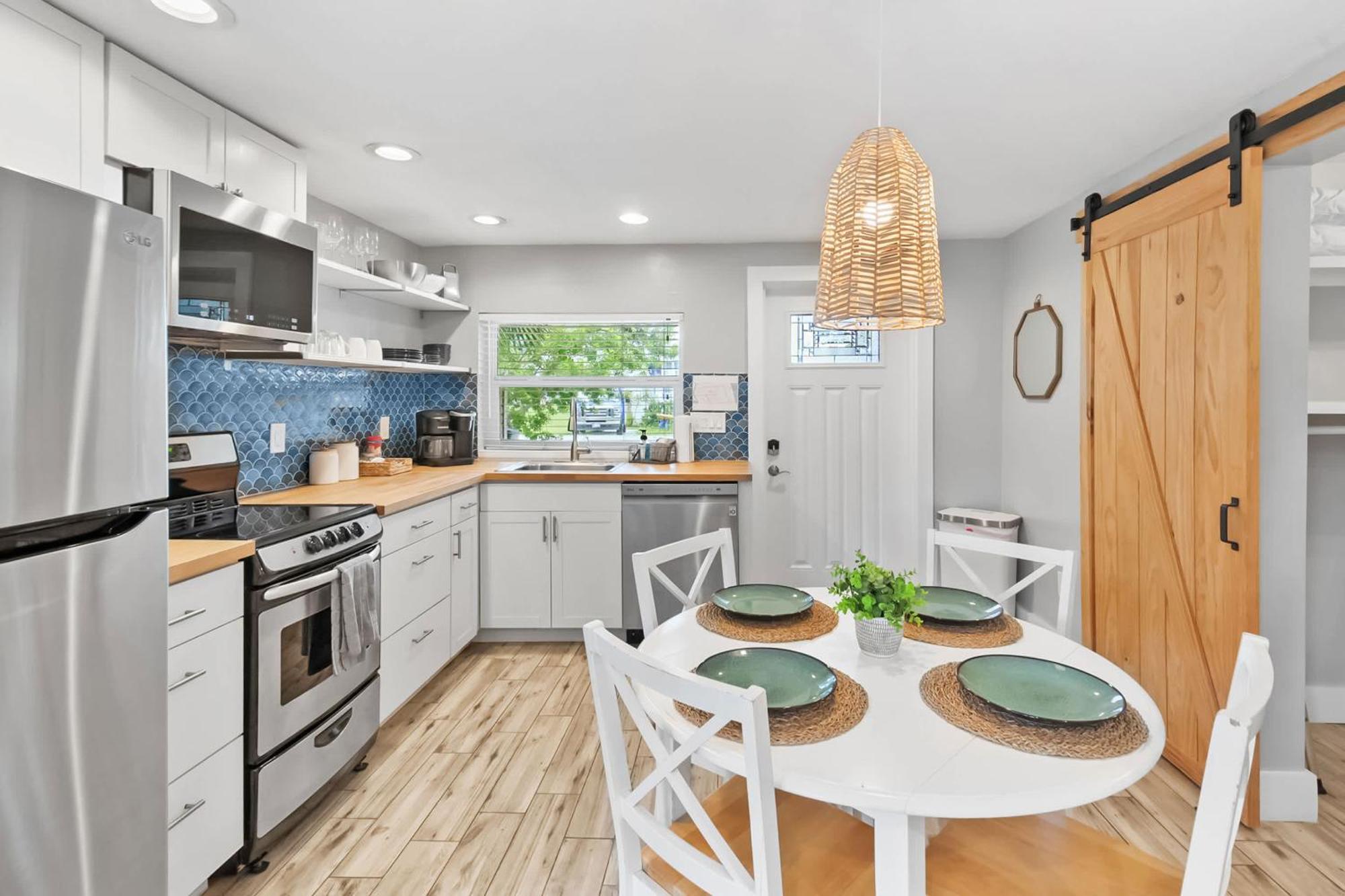 Coral Cottage, Stylish Studio Suite On Canal, Walkable To Beach, Private Parking St. Augustine Extérieur photo